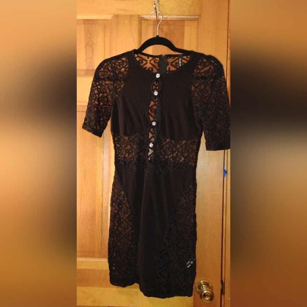 Elegant Black Lace Dress